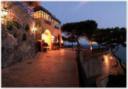 Capri Tragara Platz Abend Sonnenuntergang